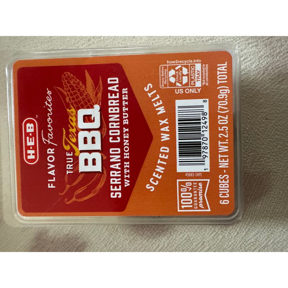 HEB Flavor Favorites True Texas BBQ Serrano Cornbread with Honey Butter Candle